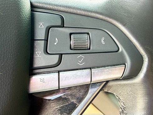 Used 2021 Cadillac Escalade ESV Premium Luxury w/ Driver Assist Tech Package AWD/4WD image 41