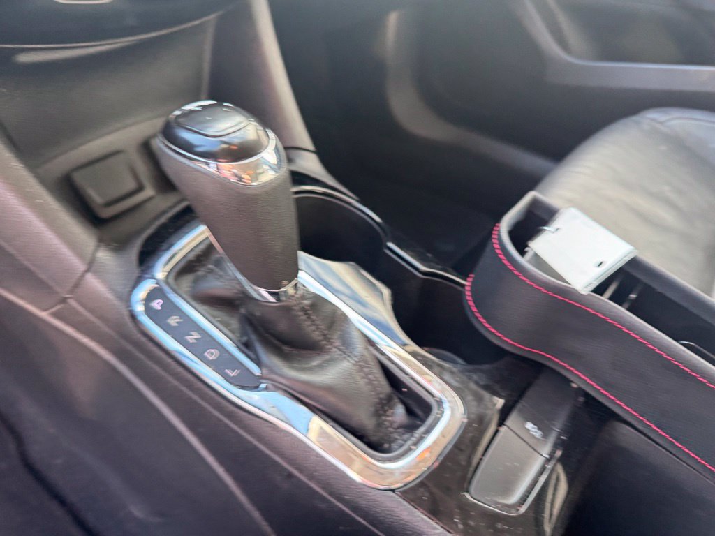Used 2017 Chevrolet Cruze Premier FWD image 29