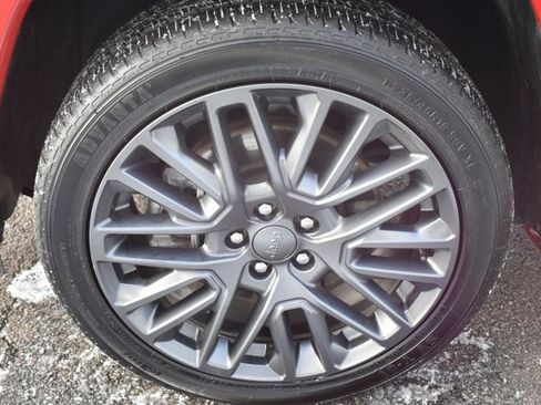 Used 2023 Jeep Compass Limited image 46