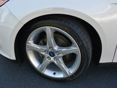 Used 2013 Ford Focus Titanium w/ Titanium Handling Pkg image 41