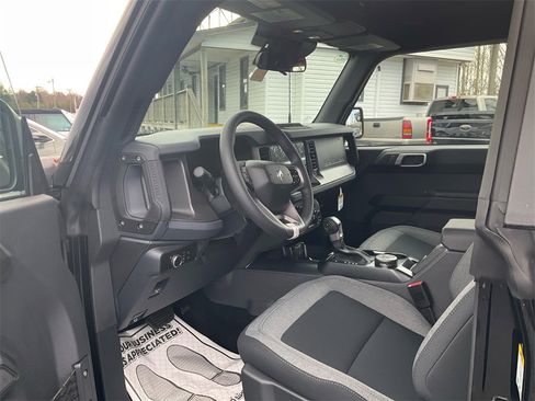 New 2025 Ford Bronco 4-Door w/ Sasquatch Package image 13