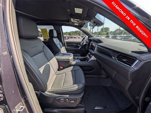 Used 2024 GMC Yukon Denali image 40