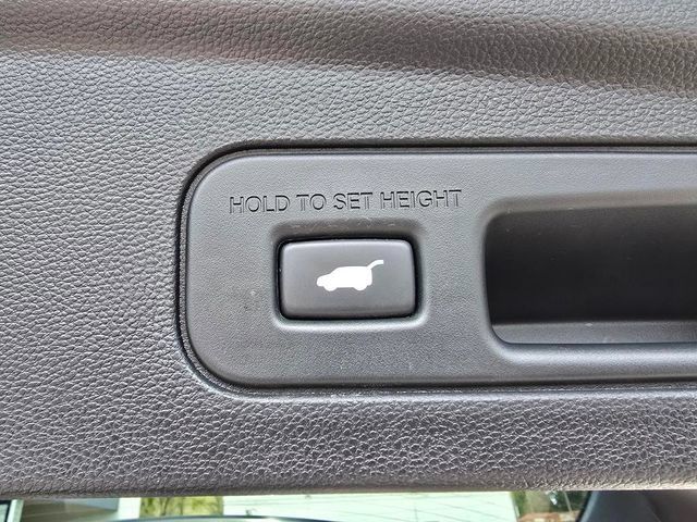 Used 2024 Acura MDX SH-AWD image 10