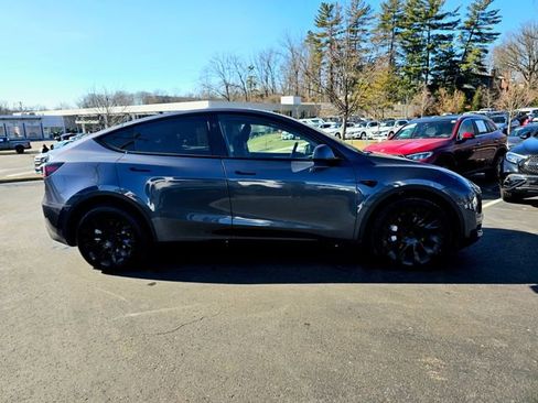 Used 2023 Tesla Model Y Long Range image 7