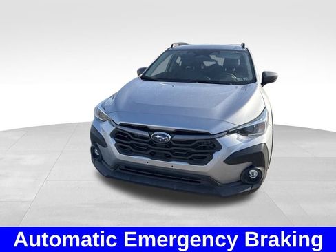 Used 2024 Subaru Crosstrek 2.0i Premium image 9