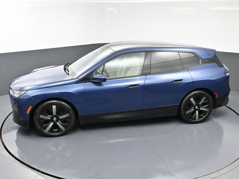 Used 2022 BMW iX xDrive50 w/ Sport Package image 48