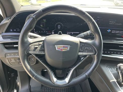 Used 2023 Cadillac Escalade ESV Sport AWD/4WD image 14