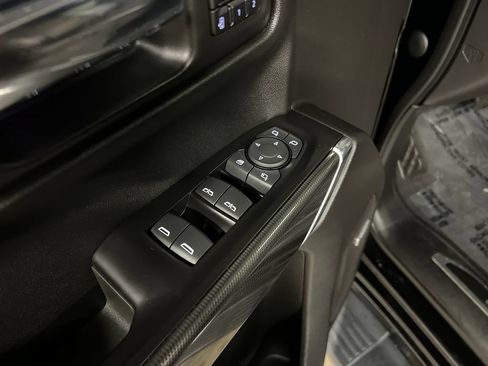Certified 2020 GMC Sierra 1500 AT4 w/ AT4 Premium Package AWD/4WD image 16