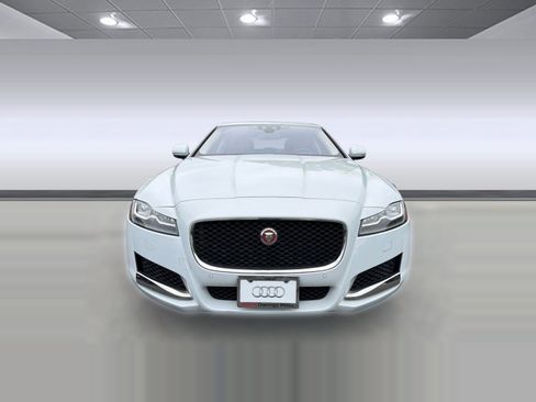 Used 2018 Jaguar XF Portfolio AWD/4WD image 5