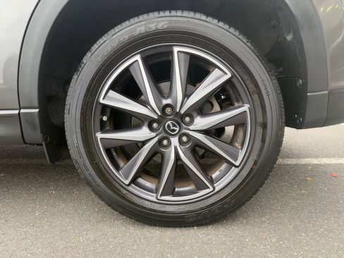 Used 2018 MAZDA CX-5 Touring w/ Preferred Equipment Package image 12