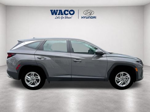 Used 2026 Hyundai Tucson SE FWD image 12