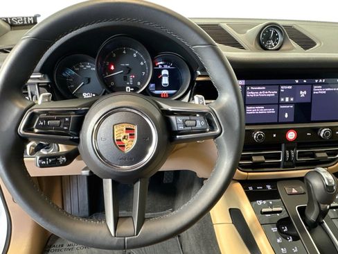 Used 2024 Porsche Macan w/ Premium Plus Package image 11