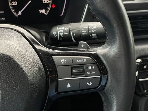 Certified 2025 Honda Pilot Touring image 14