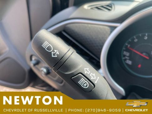 Used 2025 Chevrolet Malibu RS FWD image 15
