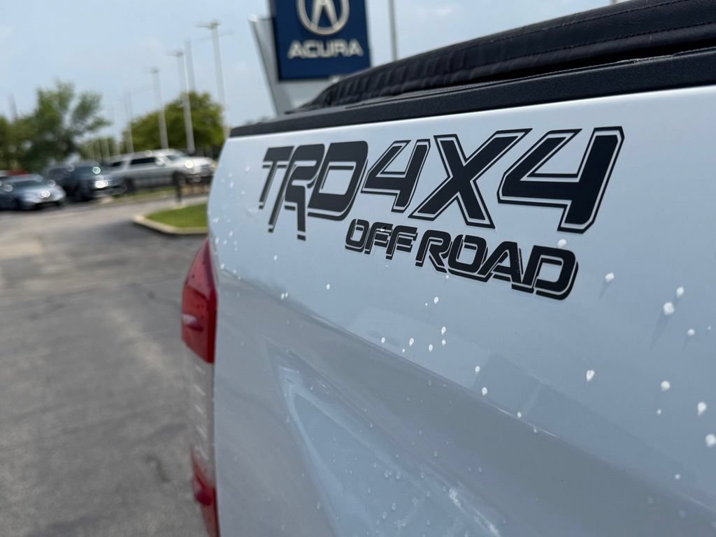 Used 2019 Toyota Tundra SR5 w/ TRD Off Road Package AWD/4WD image 6