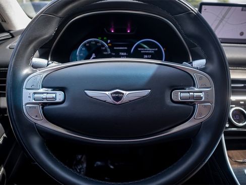 Used 2023 Genesis GV80 3.5T Advanced + w/ Prestige Package image 11