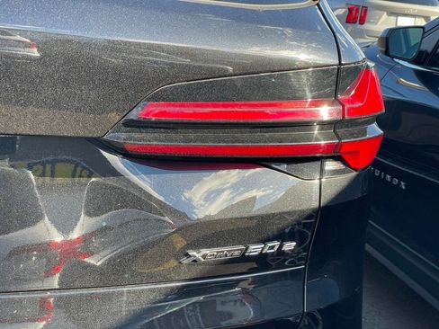 Used 2024 BMW X5 xDrive50e image 26