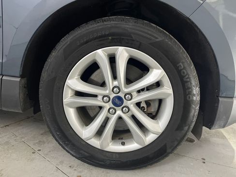 Used 2019 Ford Edge SEL w/ Equipment Group 201A image 17