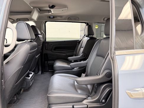Used 2023 Honda Odyssey Elite image 19