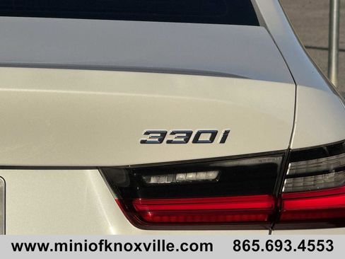 Used 2020 BMW 330i xDrive Sedan w/ Premium Package image 38