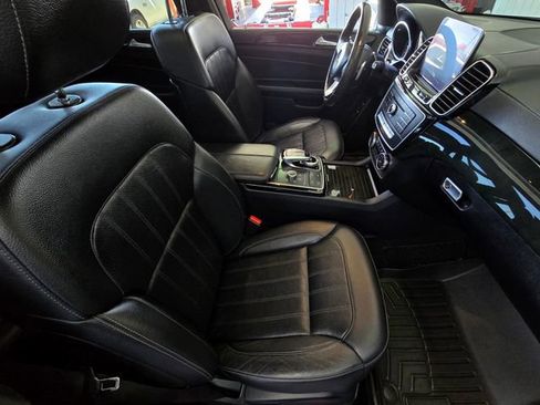 Used 2017 Mercedes-Benz GLS 450 4MATIC image 19