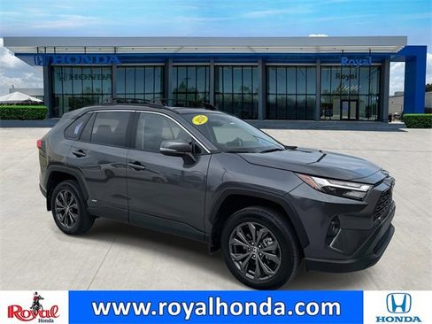 Used 2024 Toyota RAV4 XLE Premium image 1