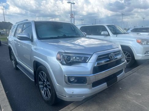 Used 2023 Toyota 4Runner Limited RWD image 2
