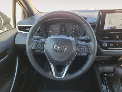 Used 2023 Toyota Corolla SE w/ SE Premium Package FWD image 12