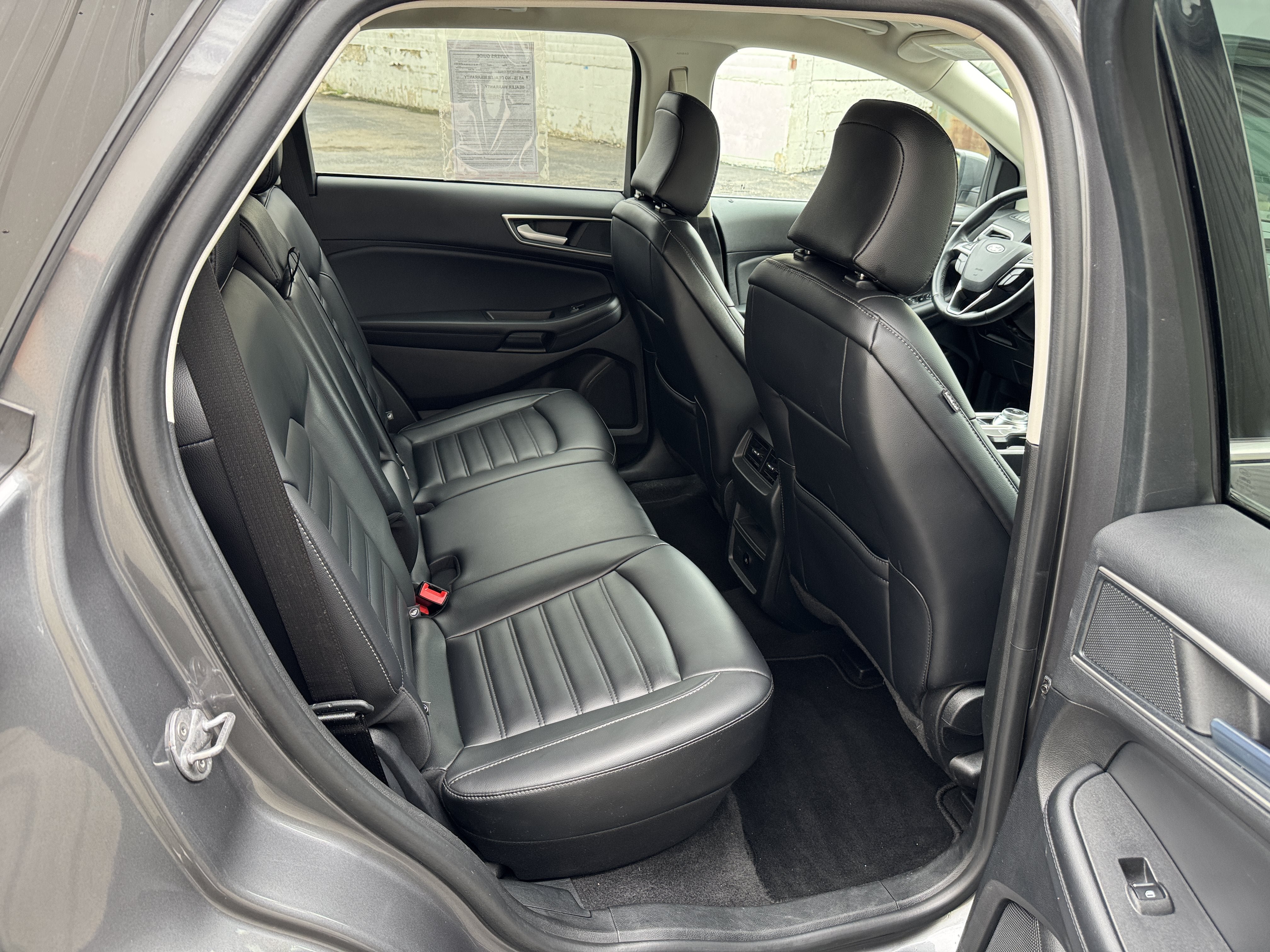 Used 2024 Ford Edge SEL AWD/4WD image 29