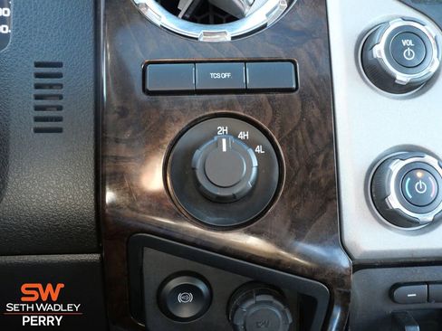 Used 2016 Ford F450 Platinum image 27