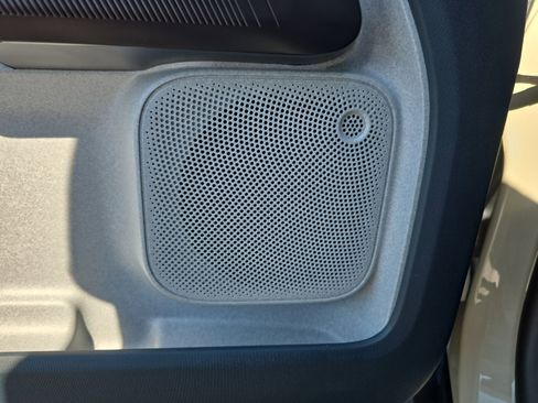 New 2025 Ford Maverick XLT w/ XLT Luxury Package image 14