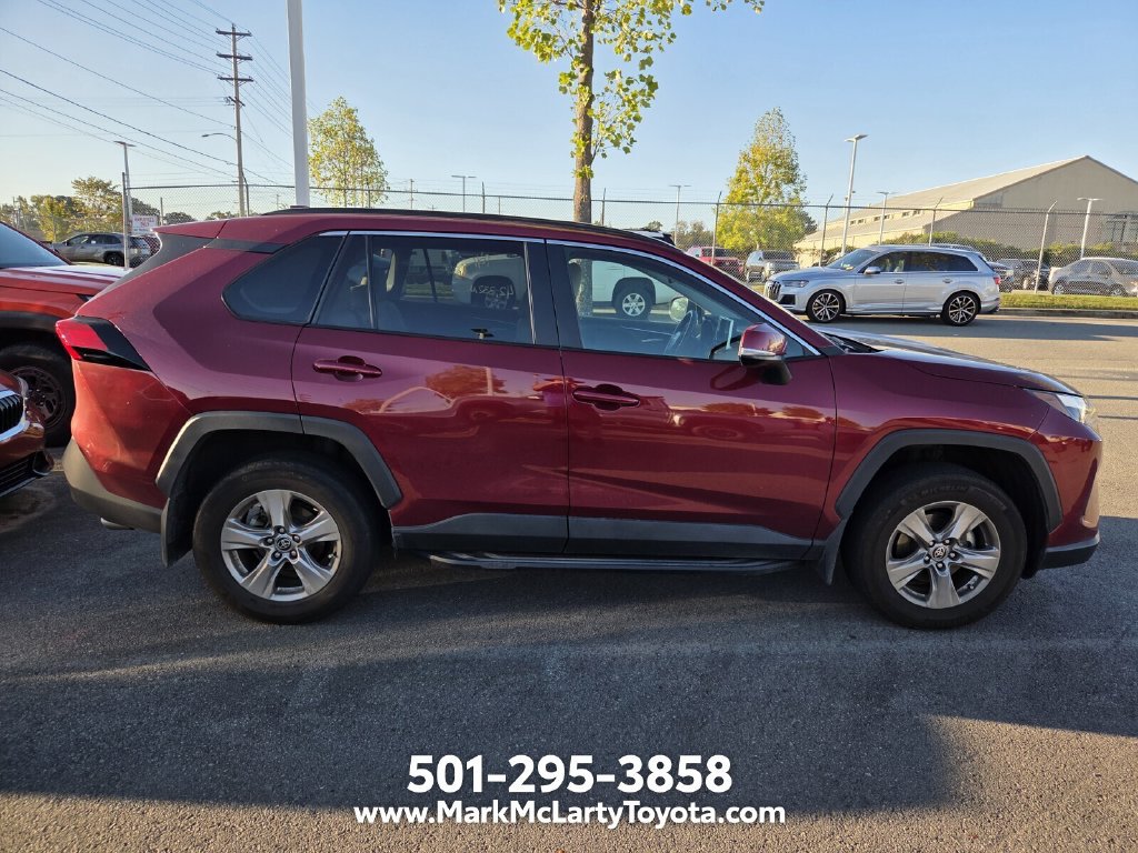 Used 2023 Toyota RAV4 XLE FWD image 4