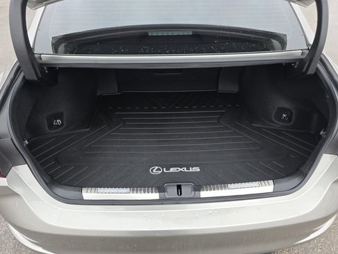 Certified 2021 Lexus ES 350 w/ Premium Package image 17