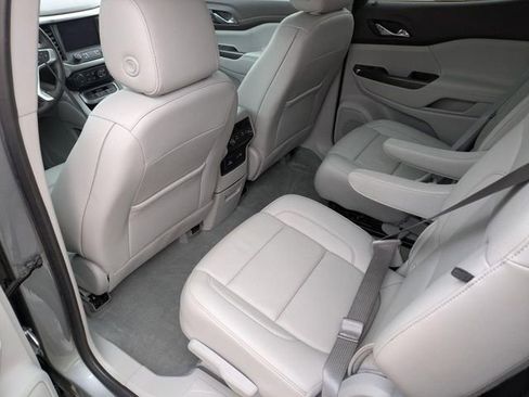 Certified 2023 GMC Acadia SLT w/ LPO, Floor Liner Package image 26