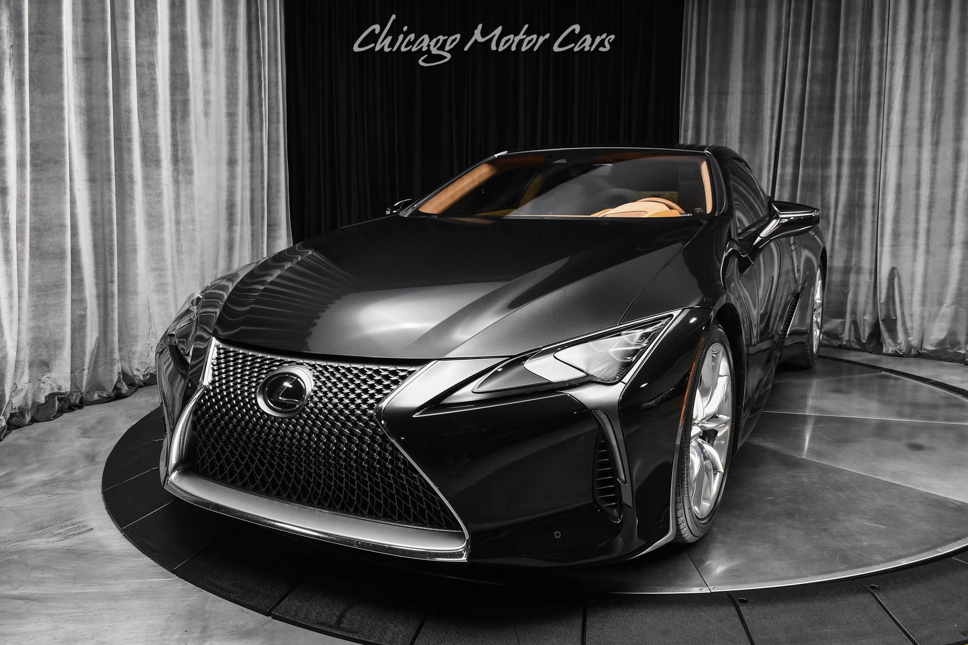 Used 2018 Lexus LC 500 Coupe w/ Touring Package RWD image 2