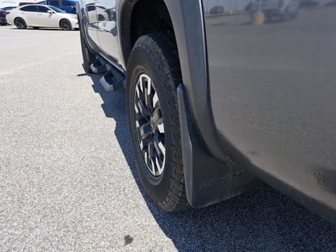 Used 2024 Nissan Frontier PRO-4X w/ Off-Road Protection Package AWD/4WD image 9