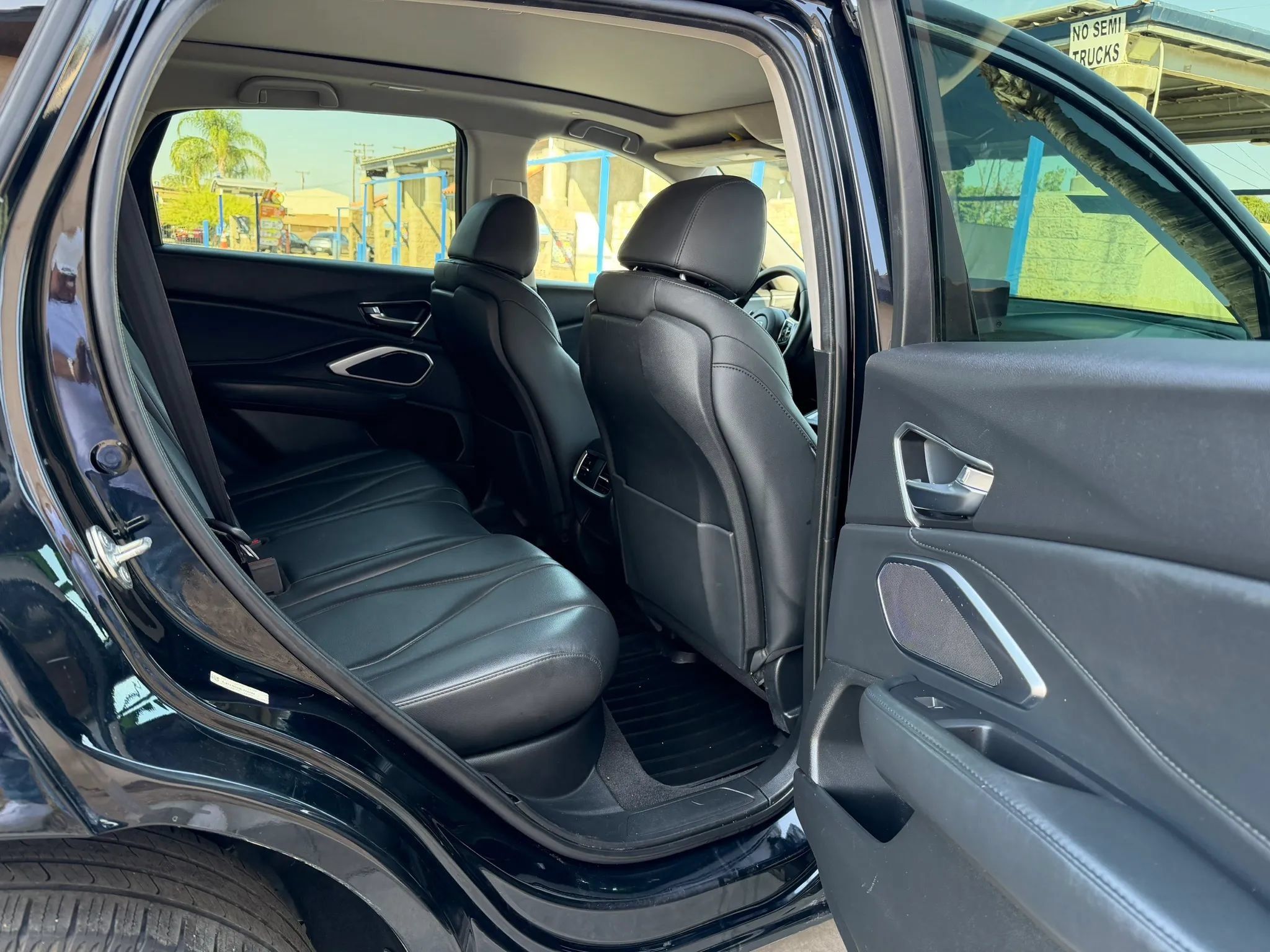 Used 2021 Acura RDX FWD image 5