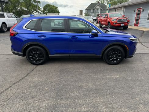 Used 2024 Honda CR-V LX image 4