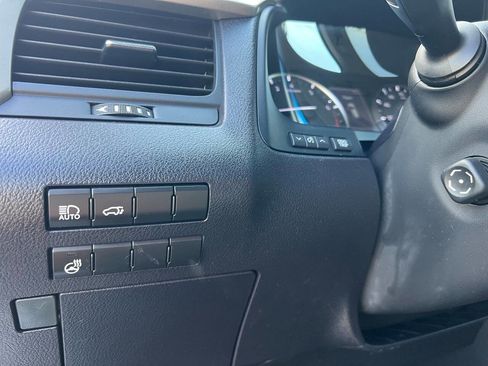 Used 2018 Lexus RX 350 AWD w/ Premium Package image 9