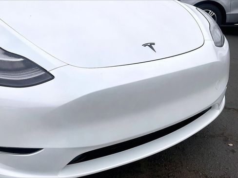 Used 2023 Tesla Model Y Long Range image 26