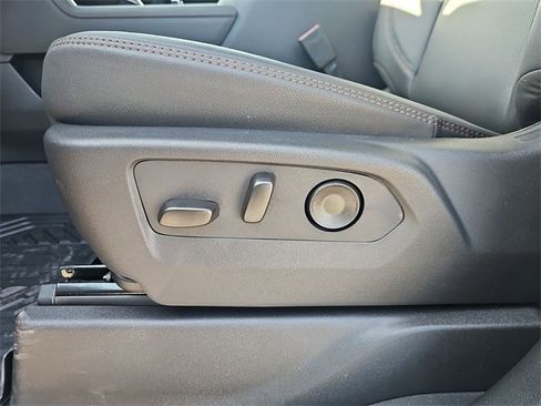 New 2026 GMC Sierra 2500 AT4 w/ AT4 Premium Plus Package image 21