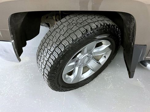 Used 2015 Chevrolet Silverado 1500 LTZ w/ LTZ Plus Package image 23