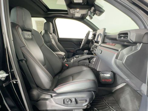 Used 2024 Toyota Tacoma TRD Pro image 30