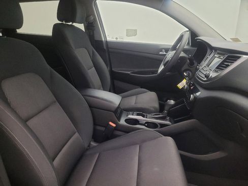 Used 2017 Hyundai Tucson SE AWD/4WD image 21