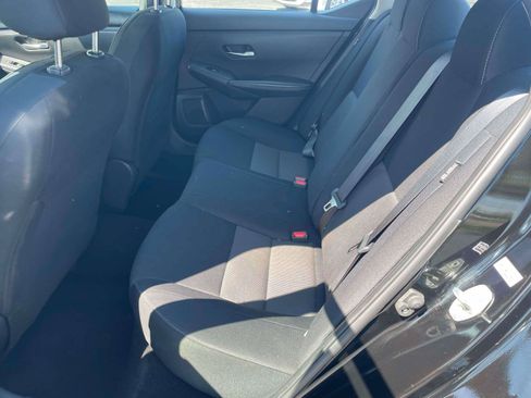 Used 2023 Nissan Sentra SV w/ All-Weather Package FWD image 6