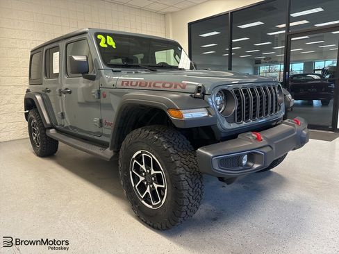 Used 2024 Jeep Wrangler Unlimited Rubicon w/ Convenience Group image 1