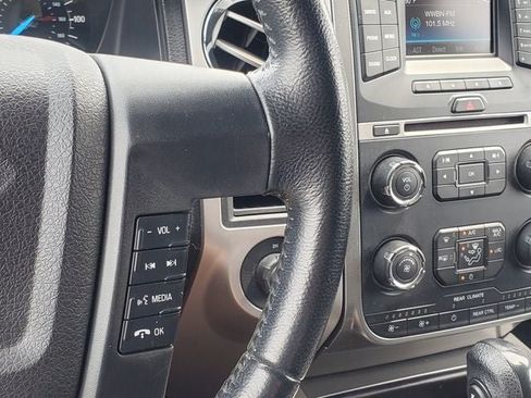 Used 2017 Ford Expedition EL XLT AWD/4WD image 13