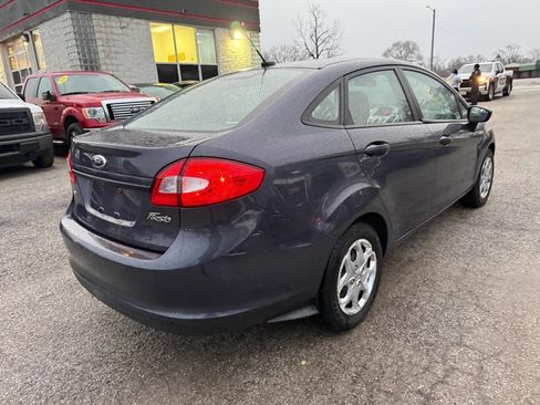 Used 2013 Ford Fiesta SE image 5