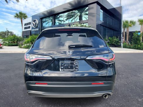 Used 2024 Honda HR-V Sport image 4