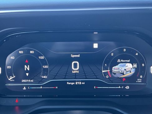 Used 2024 GMC Yukon Denali image 31